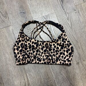 Victoria's Secret Leopard Print Sports Bra with Strappy Back Large
